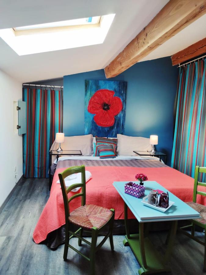 Chambre D'Hotes "Le Village" Villenouvelle Exterior foto